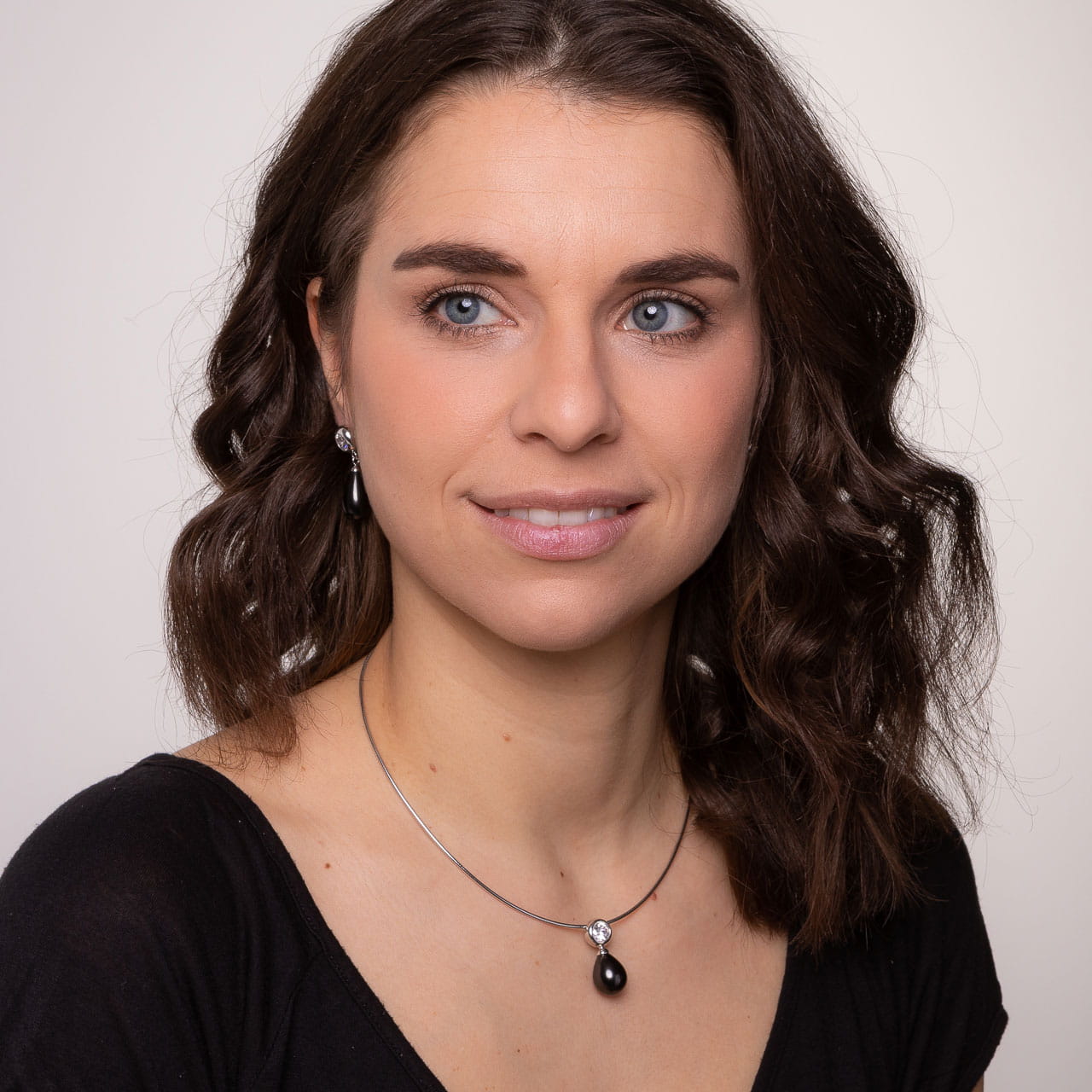 Omegareif Silber mit Perlenanhänger